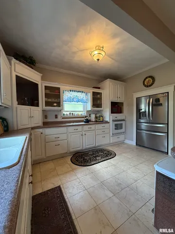 $135,000 | 111 North Broadway Street, Lewistown, IL 61542