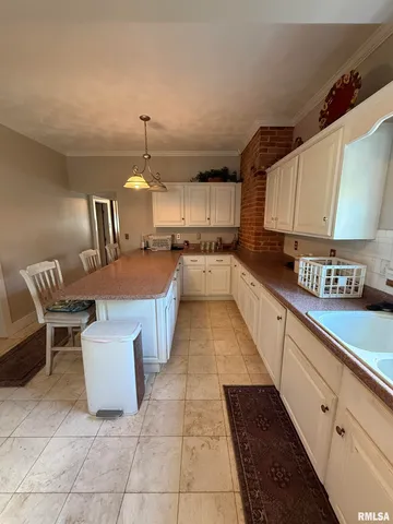 $135,000 | 111 North Broadway Street, Lewistown, IL 61542