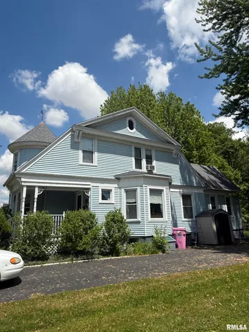 $135,000 | 111 North Broadway Street, Lewistown, IL 61542