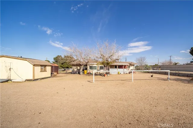 $380,000 | 10872 Peach Avenue, Hesperia, CA 92345