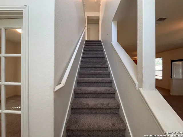 $1,795 | 2149 Hazelwood Drive, New Braunfels, TX 78130