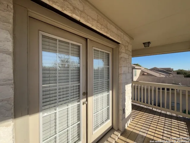 $1,795 | 2149 Hazelwood Drive, New Braunfels, TX 78130