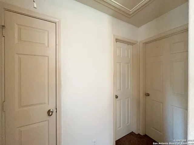 $1,795 | 2149 Hazelwood Drive, New Braunfels, TX 78130