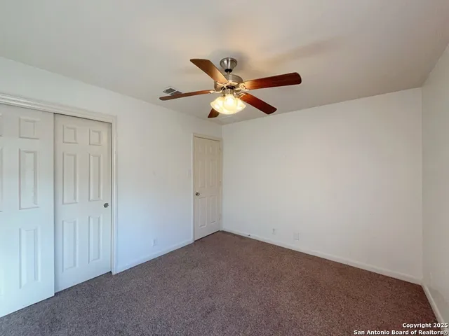 $1,795 | 2149 Hazelwood Drive, New Braunfels, TX 78130