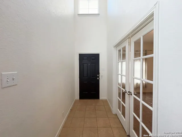 $1,795 | 2149 Hazelwood Drive, New Braunfels, TX 78130