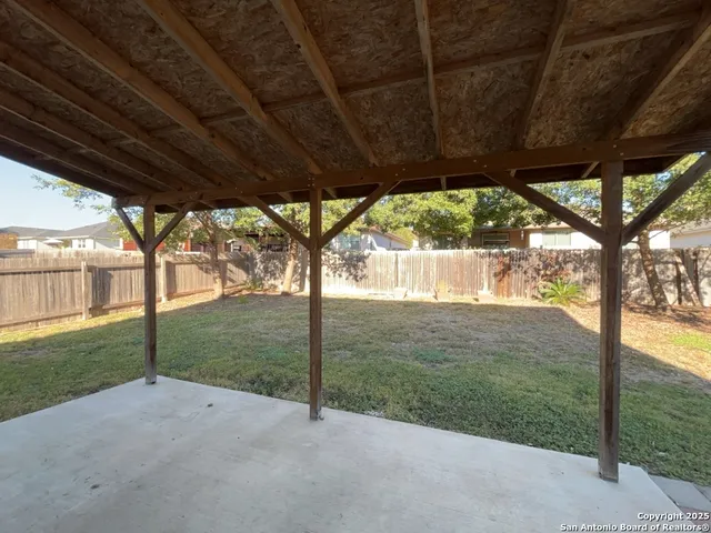 $1,795 | 2149 Hazelwood Drive, New Braunfels, TX 78130