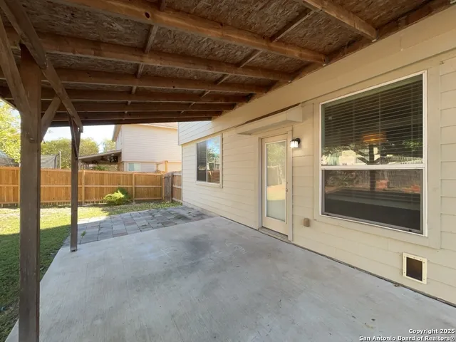 $1,795 | 2149 Hazelwood Drive, New Braunfels, TX 78130