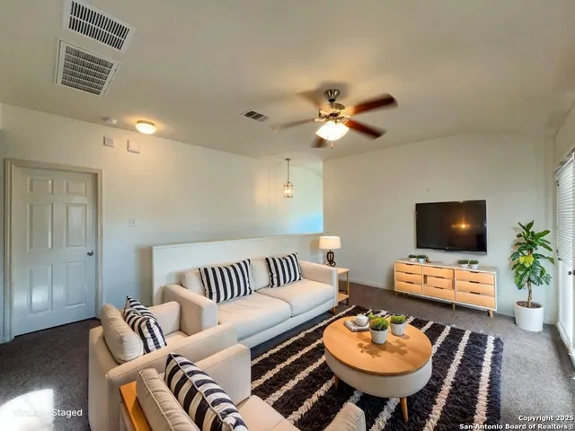 $1,795 | 2149 Hazelwood Drive, New Braunfels, TX 78130