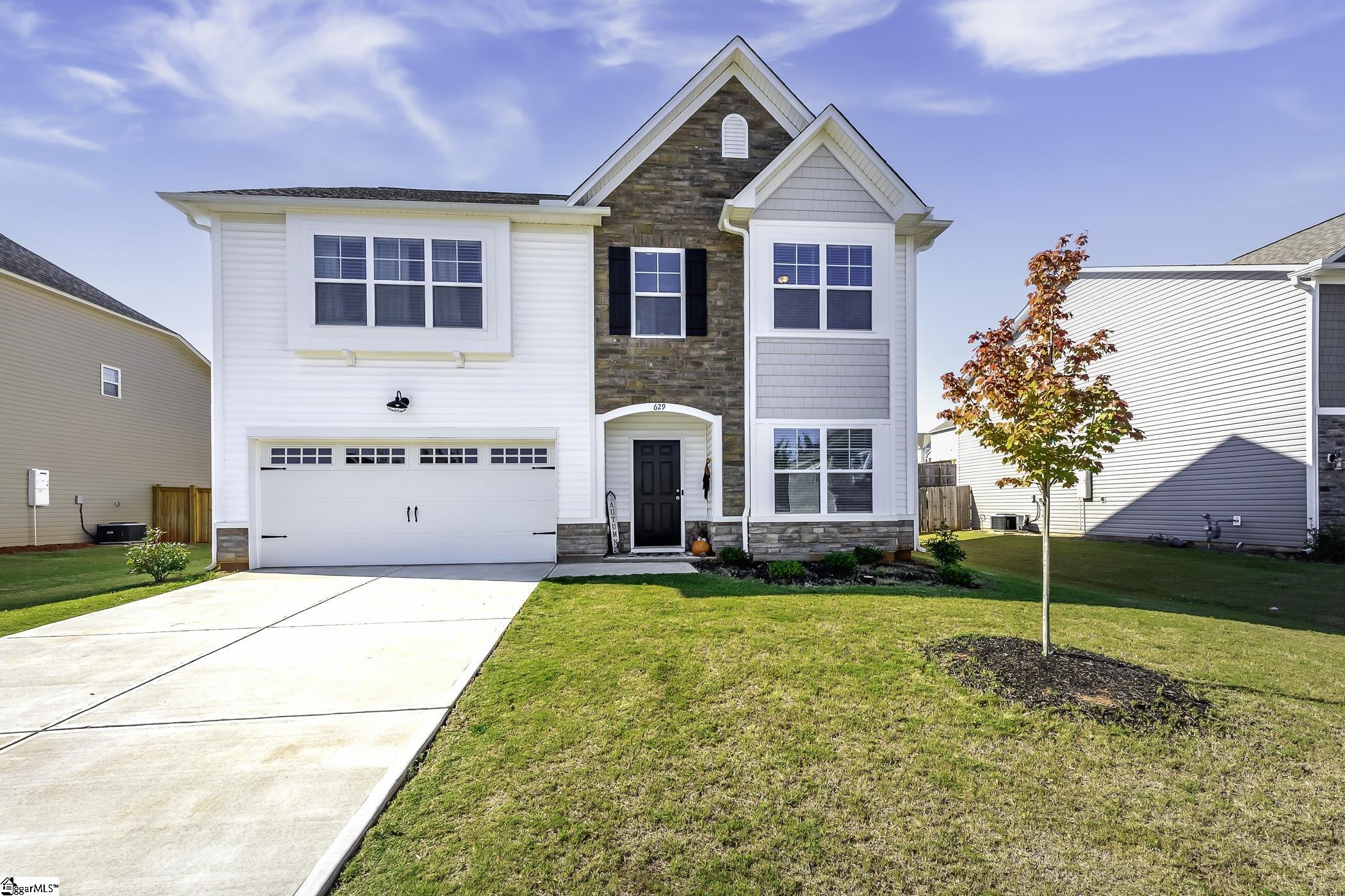 629 Grantleigh Drive Duncan, SC 29334 - Photo 2 of 33