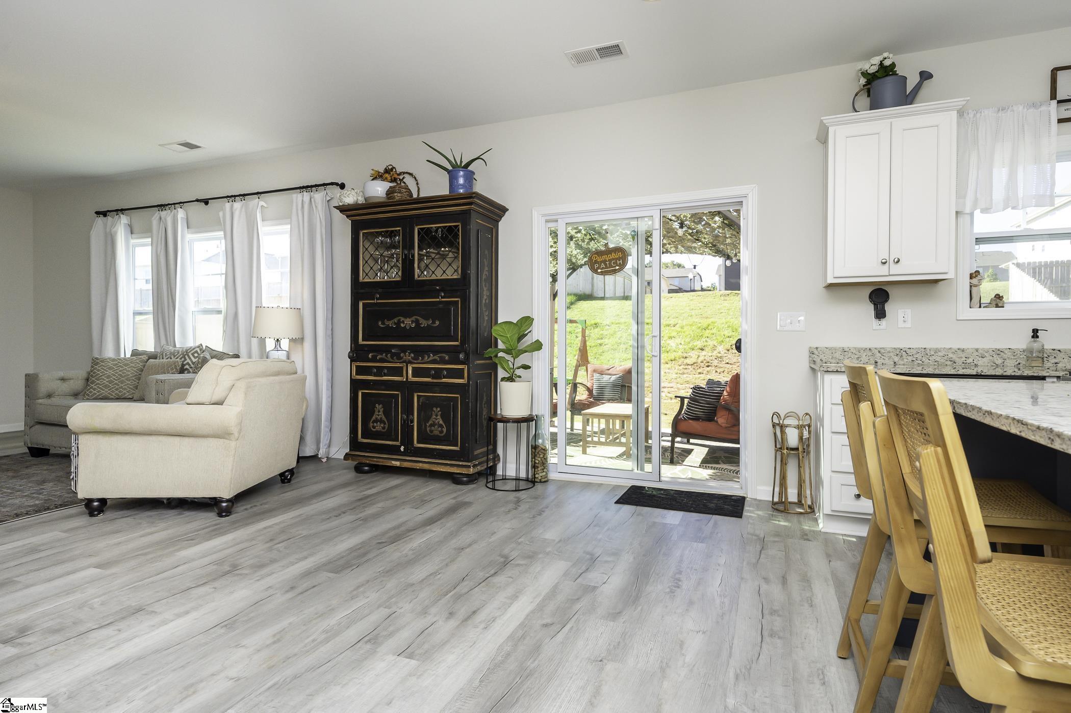 629 Grantleigh Drive Duncan, SC 29334 - Photo 7 of 33