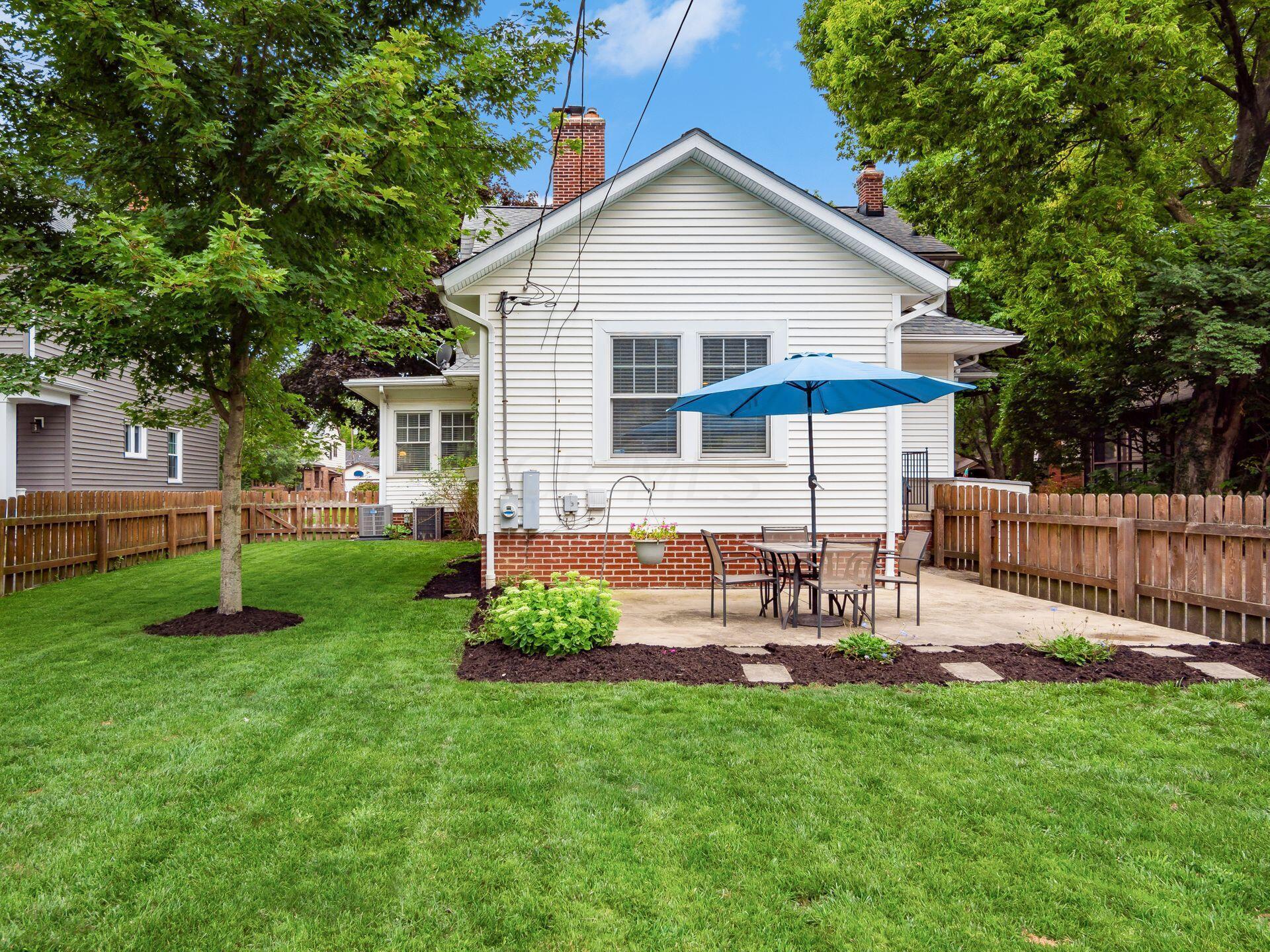 240 North Ardmore Road Bexley, OH 43209 - Photo 45 of 72 Backyard