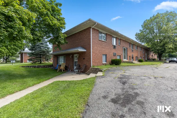 $2,900,000 | 2907 South Burdick Street, Kalamazoo, MI 49001