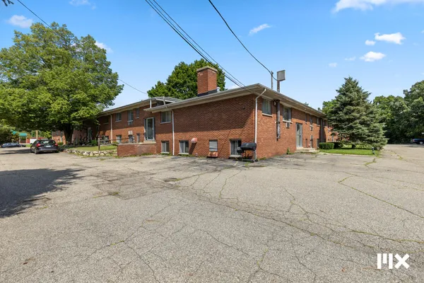 $2,900,000 | 2907 South Burdick Street, Kalamazoo, MI 49001