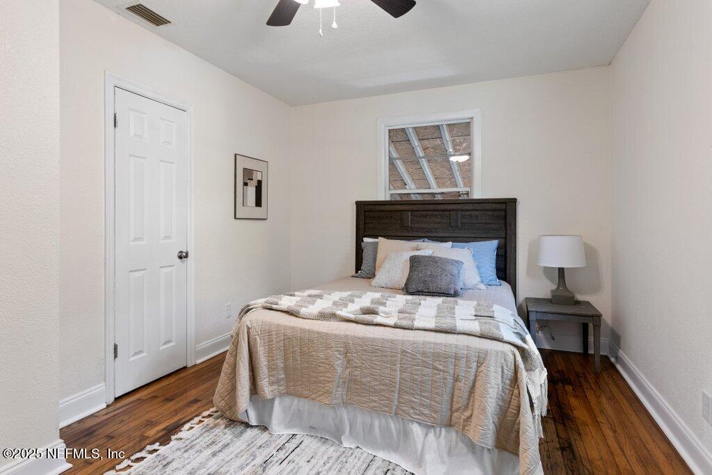 1263 Macarthur Street Jacksonville, FL 32205 - Photo 25 of 37 a bedroom with a bed and a window