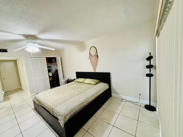 $1,750 | 2900 North Palm Aire Drive, Unit 206, Pompano Beach, FL 33069