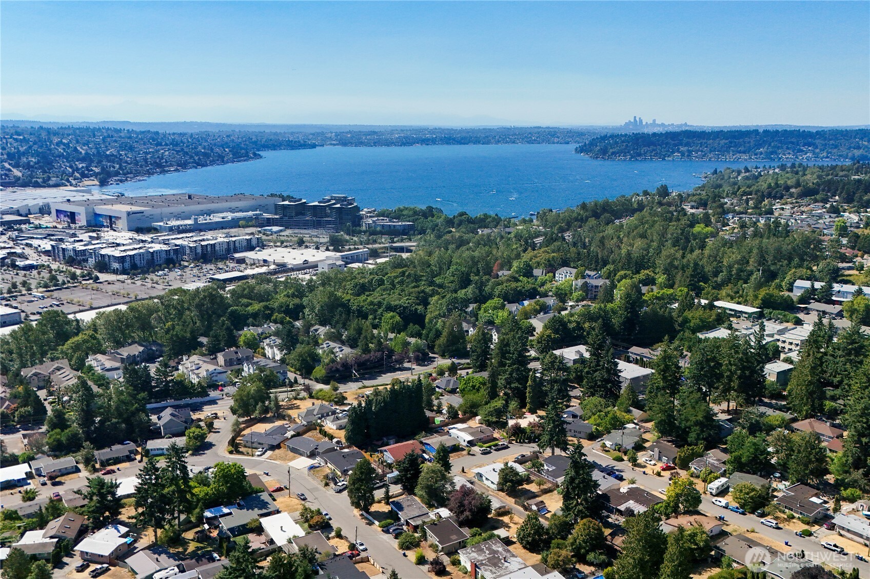 2190 Northeast 9th Place Renton, WA 98056 - Photo 13 of 31