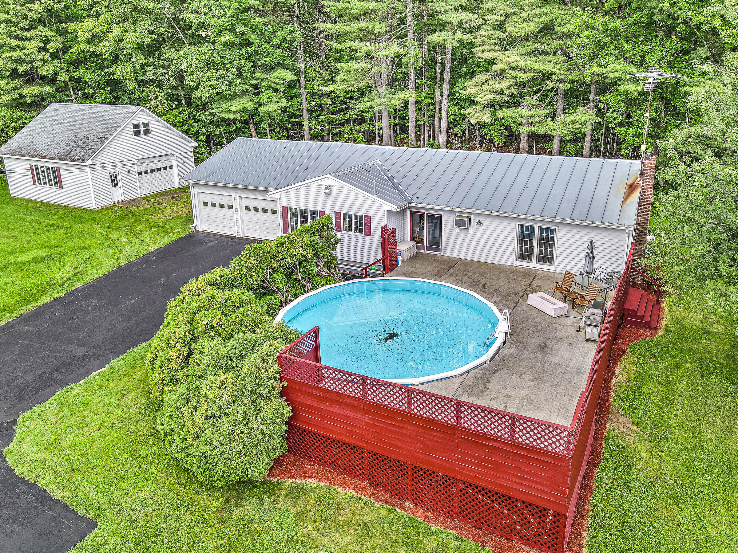 257 Belgrade Road Oakland, ME 04963 - Photo 2 of 46 108485-aesd-105