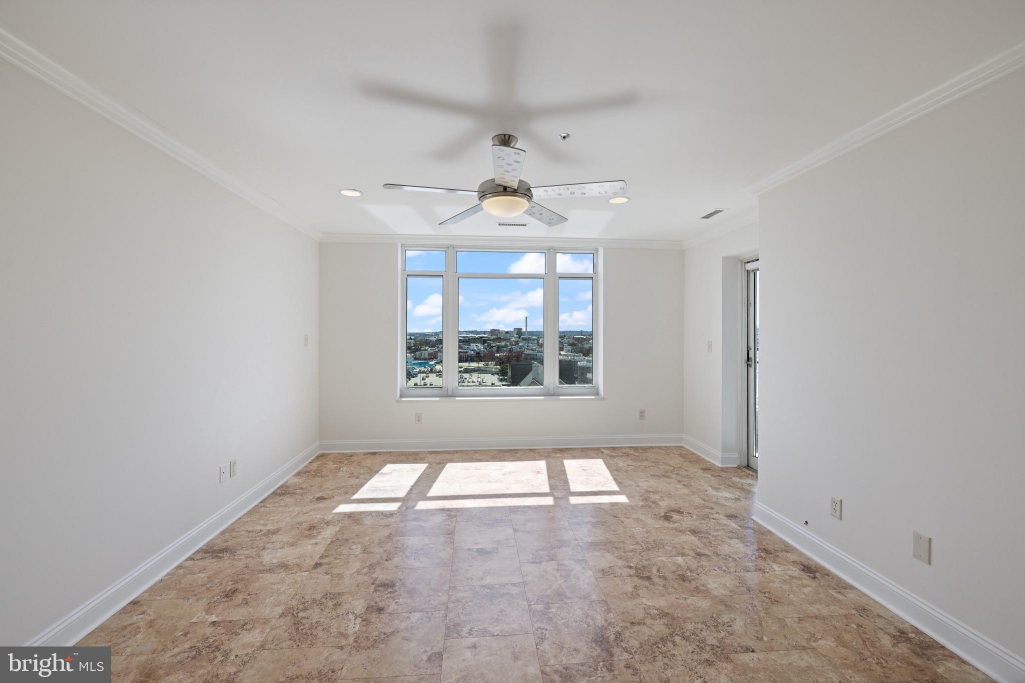 100 Harborview Drive, Unit 910 Baltimore, MD 21230 - Photo 17 of 44 Primary Bedroom - unstaged