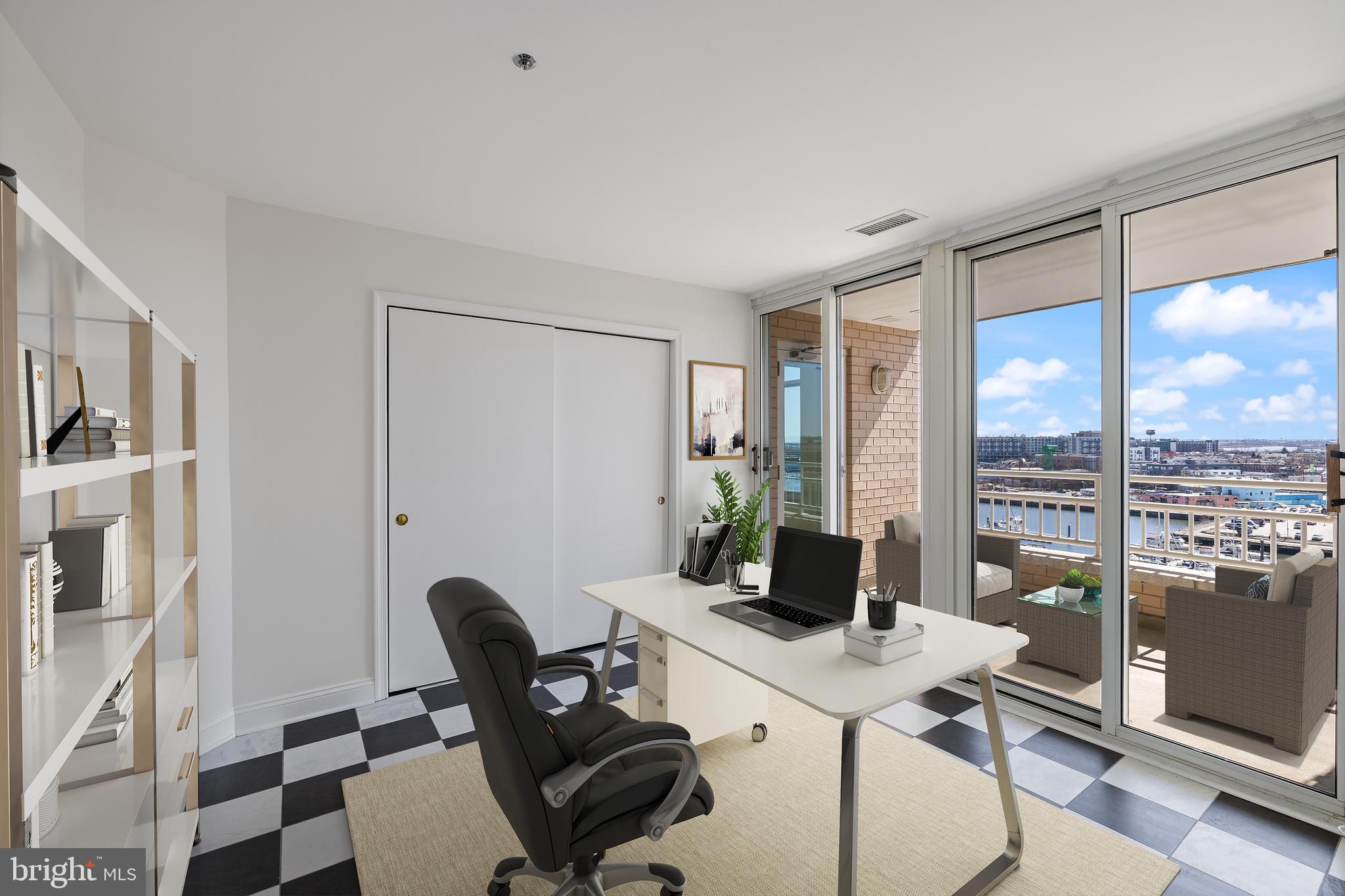 100 Harborview Drive, Unit 910 Baltimore, MD 21230 - Photo 20 of 44 Third Bedroom/Den - staged