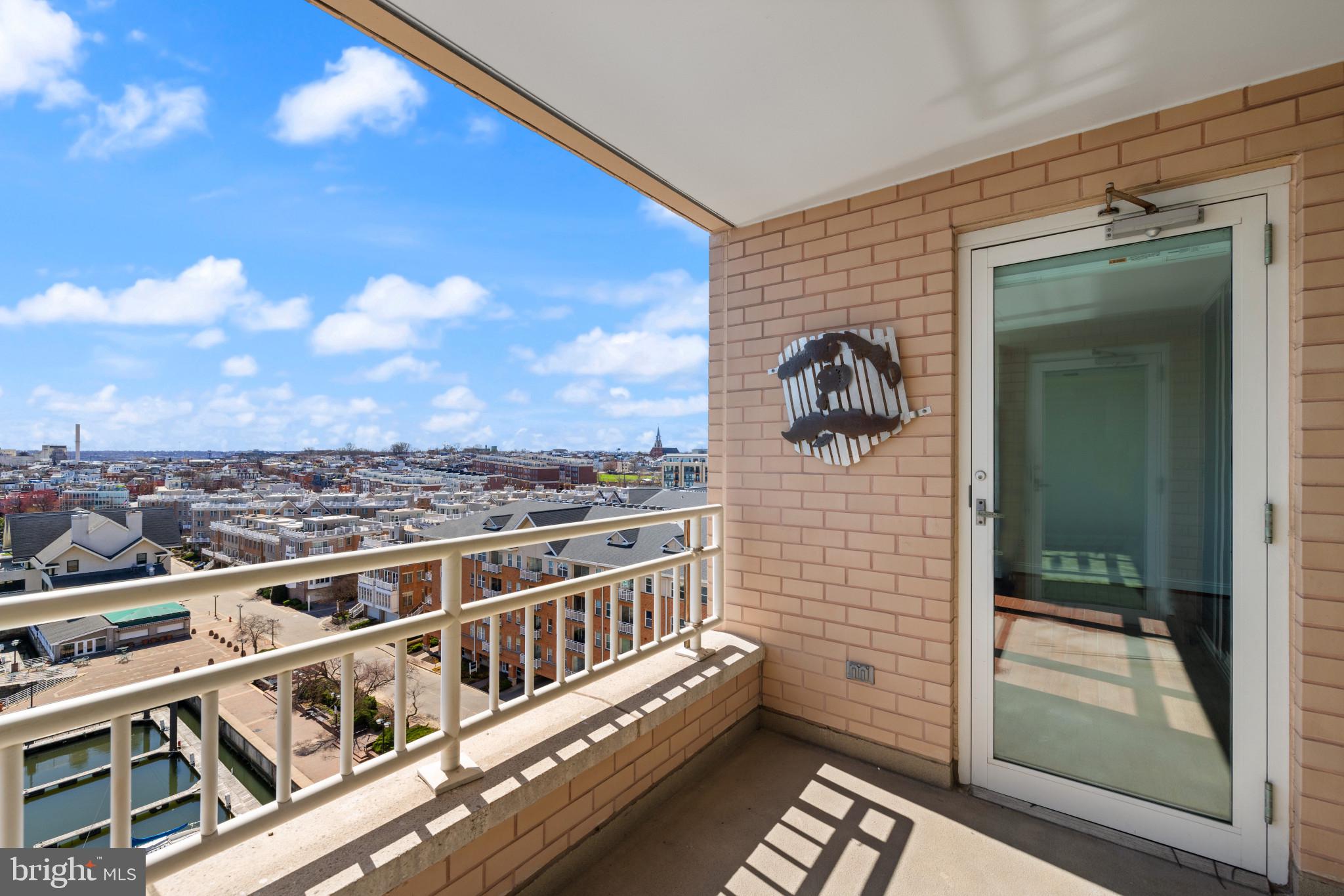 100 Harborview Drive, Unit 910 Baltimore, MD 21230 - Photo 27 of 44 Deck 1 -faces the Cruise ship terminal and port