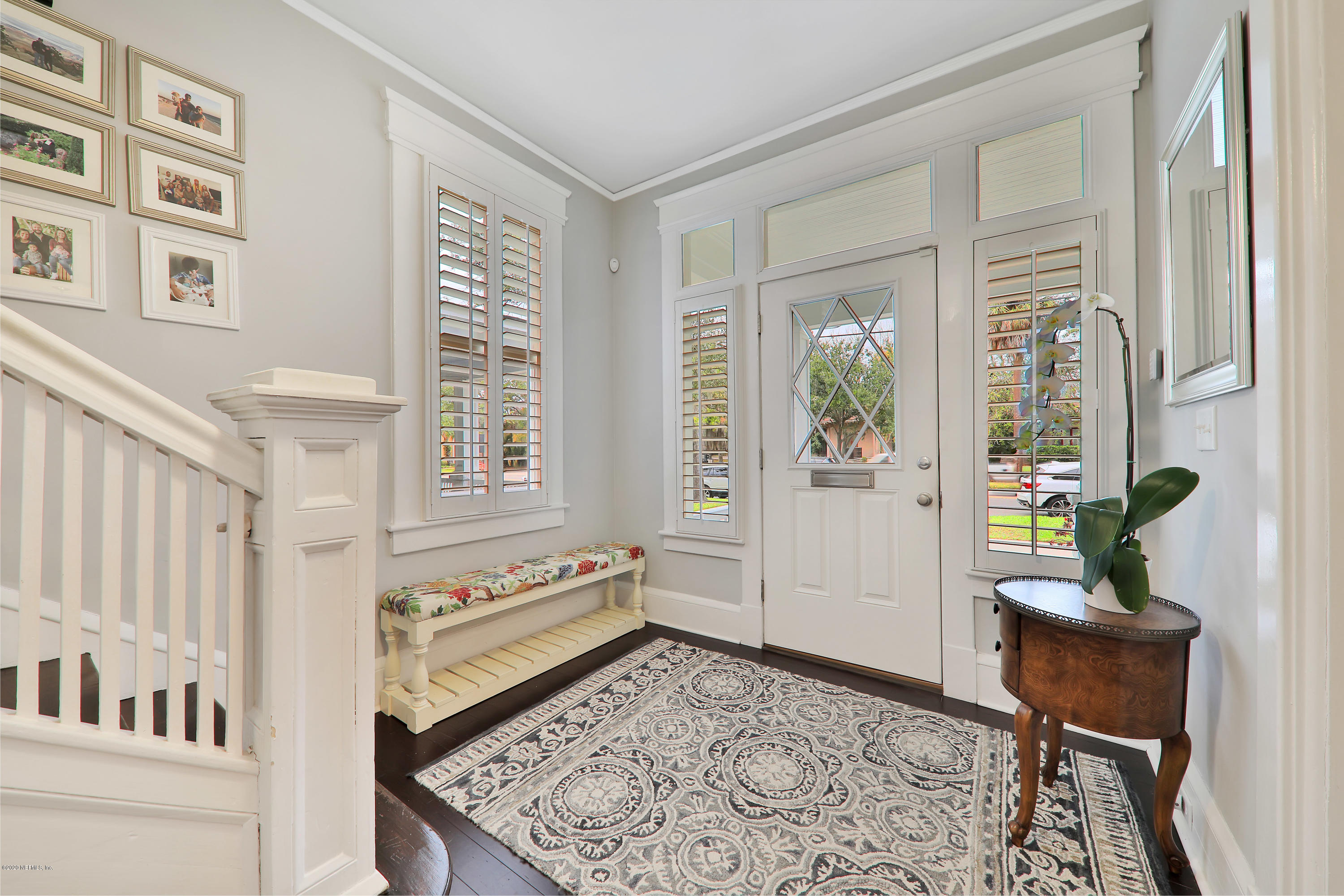 2130 Riverside Avenue Jacksonville, FL 32204 - Photo 7 of 42 Foyer