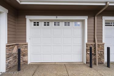 4583 Greenchain Loop, Unit 9 Coeur D'Alene, ID 83814 - Photo 24 of 40 GARAGE