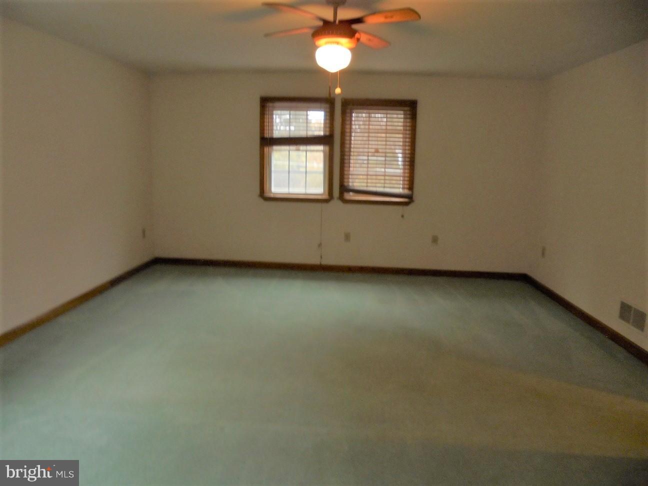 98 Blemker Road Reading, PA 19606 - Photo 24 of 35