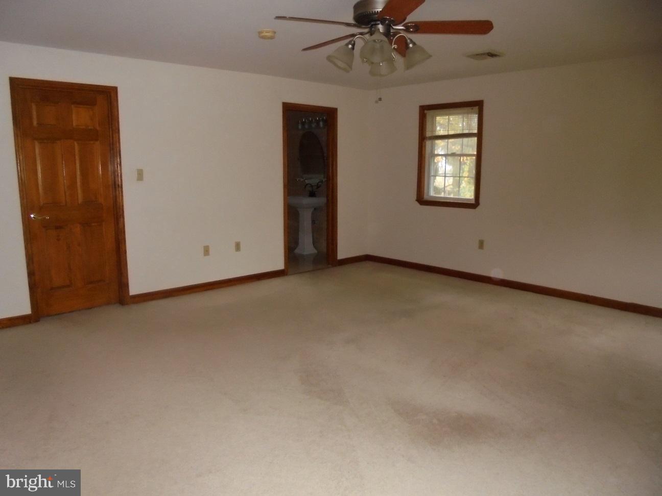 98 Blemker Road Reading, PA 19606 - Photo 25 of 35