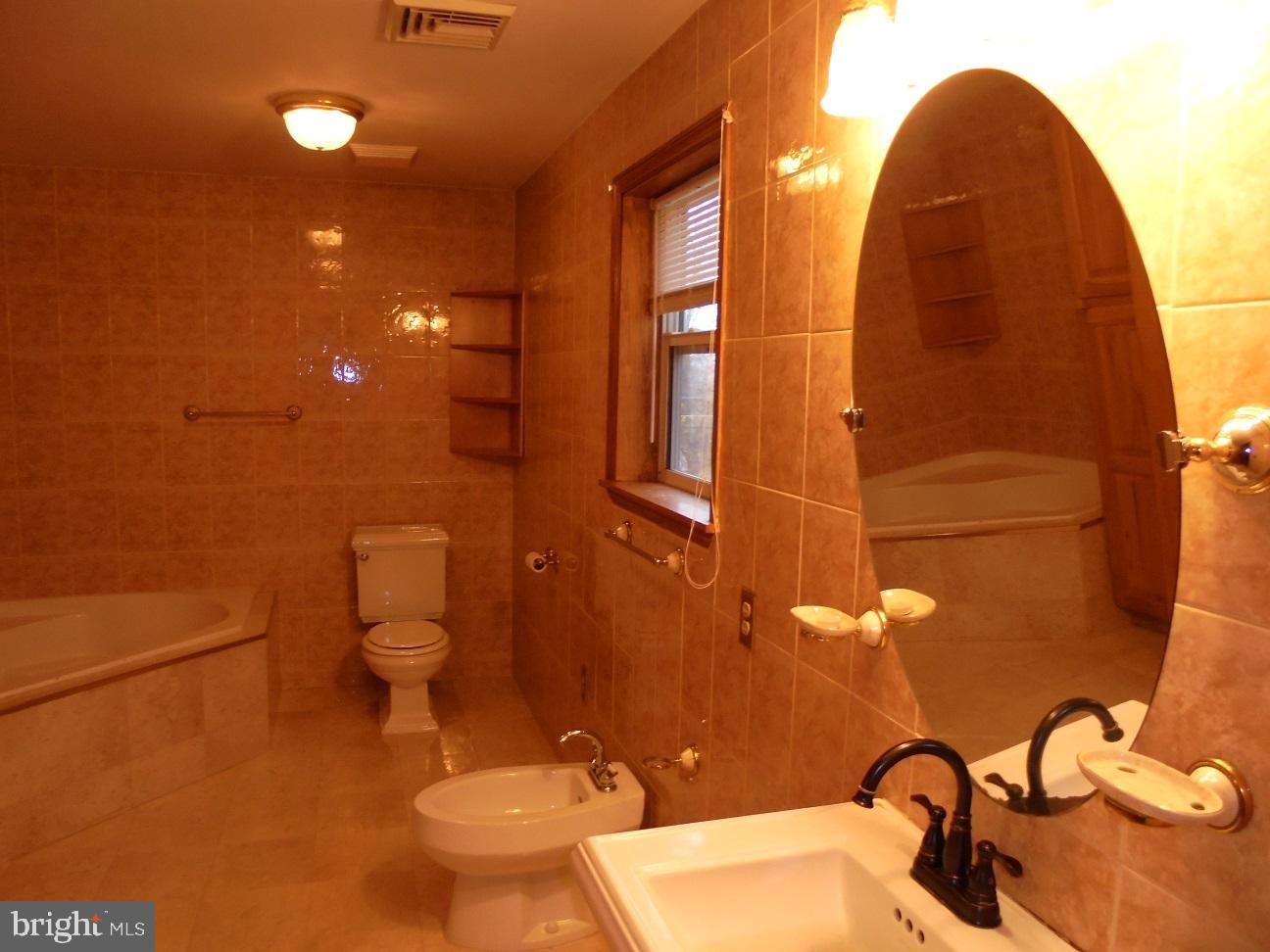 98 Blemker Road Reading, PA 19606 - Photo 27 of 35
