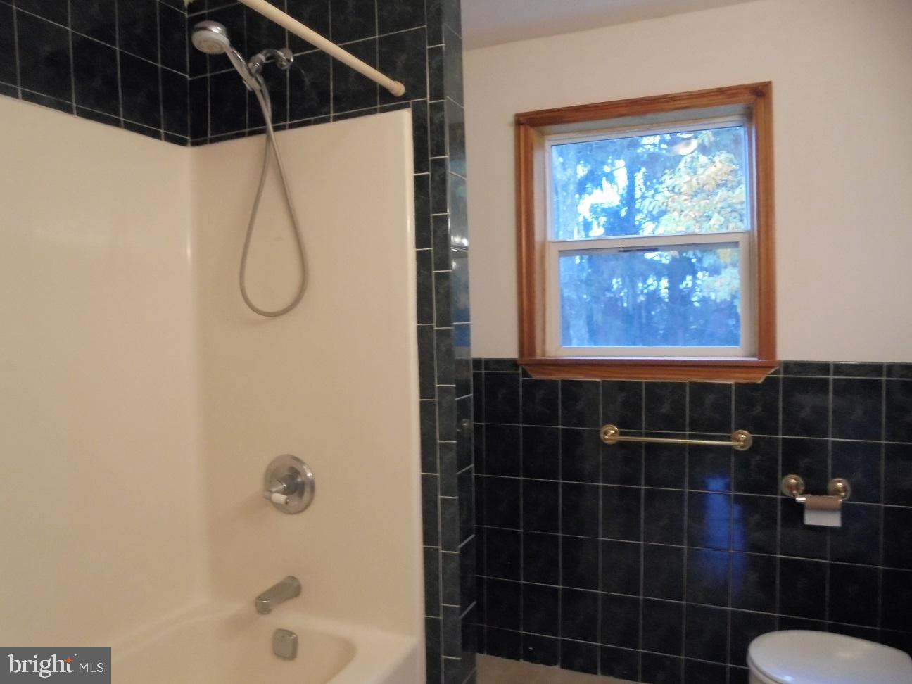 98 Blemker Road Reading, PA 19606 - Photo 31 of 35