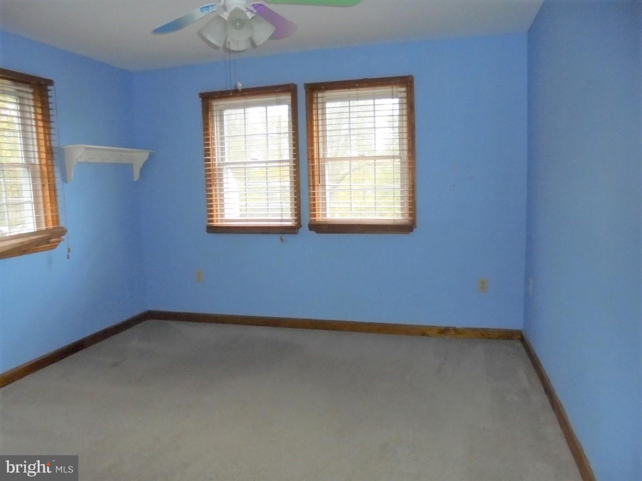 98 Blemker Road Reading, PA 19606 - Photo 33 of 35