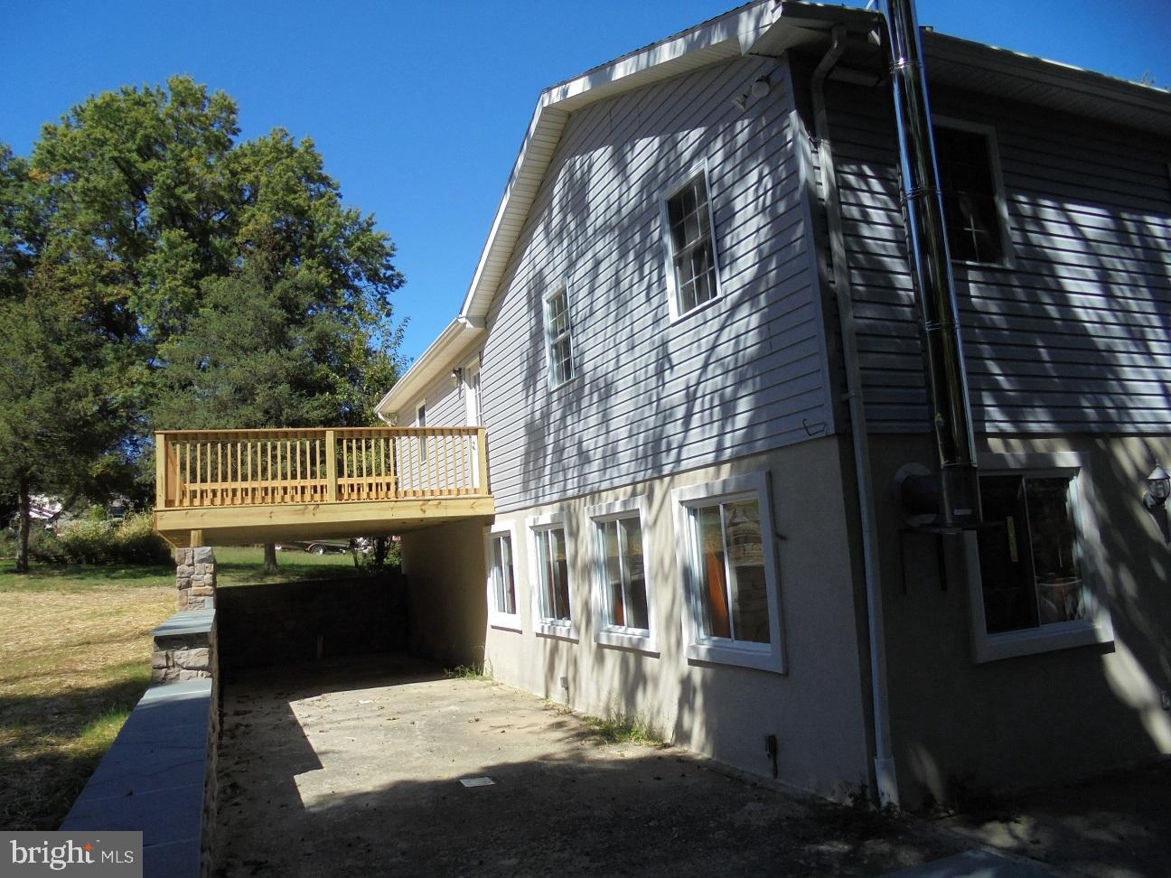 98 Blemker Road Reading, PA 19606 - Photo 10 of 35