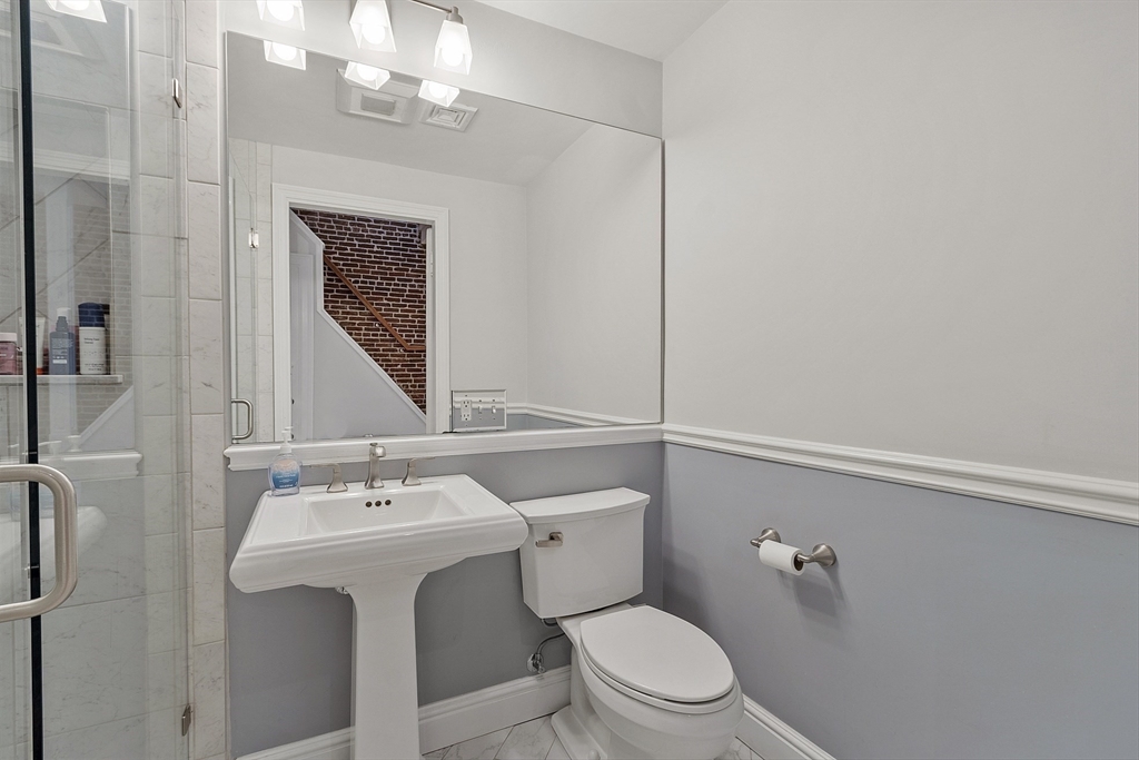 178 Commonwealth Avenue, Unit PH Boston, MA 02116 - Photo 13 of 28