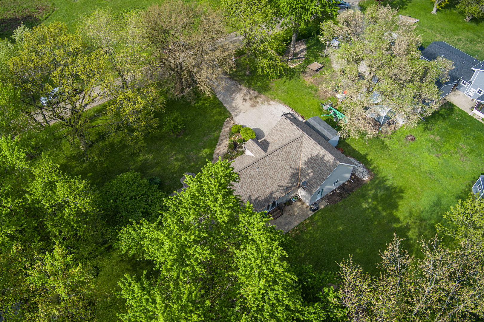 403 Buckles Grove Road Le Roy, IL 61752 - Photo 10 of 42 Gallery Image 10