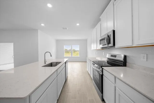 $2,400 | 8885 Southwest 68th Ter Road, Ocala, FL 34476