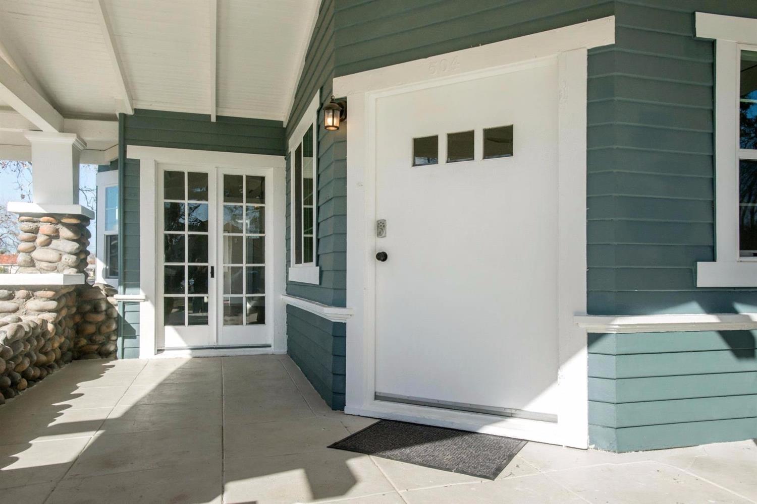 504 East Main Street Fowler, CA 93625 - Photo 4 of 34 Gallery Image 4