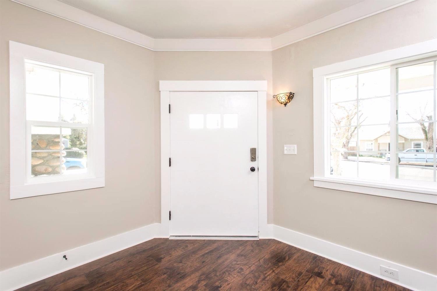 504 East Main Street Fowler, CA 93625 - Photo 5 of 34 Gallery Image 5