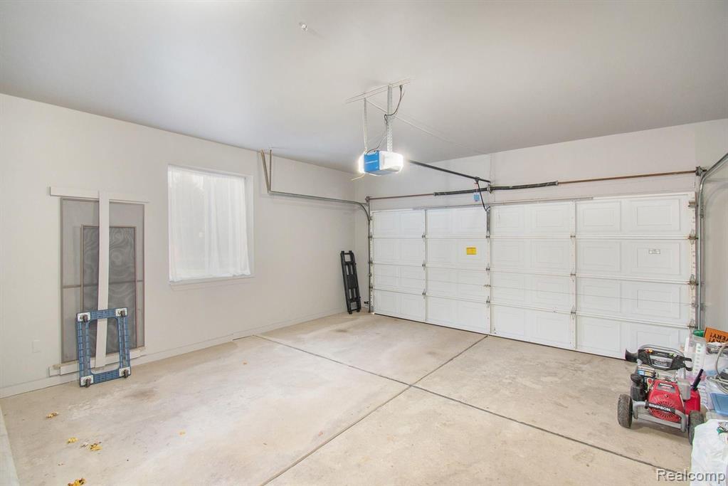 2191 London Bridge Drive Rochester Hills, MI 48307 - Photo 27 of 31