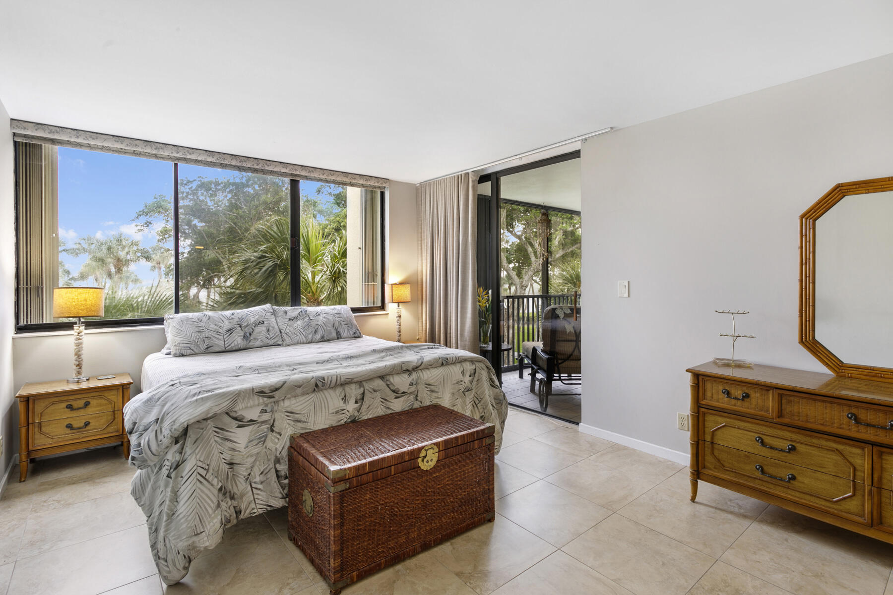 1000 North Us Highway, Unit JA302 Jupiter, FL 33477 - Photo 8 of 15 MLS-size_ground_Jamaica_302_13_MLS