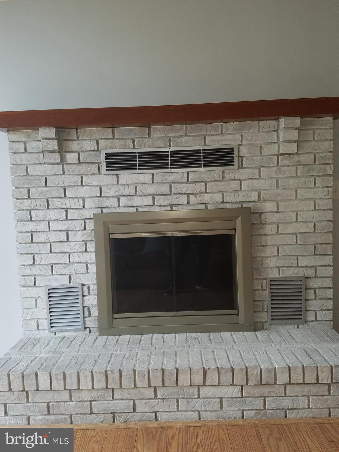1430 Liberty Grove Road Conowingo, MD 21918 - Photo 12 of 30 Living Room