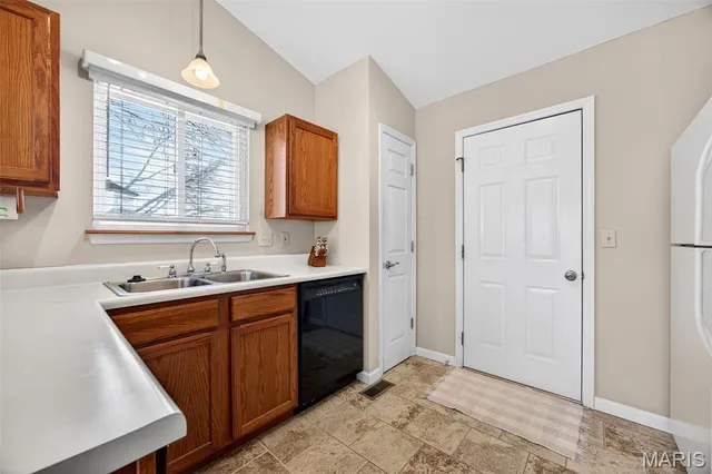 $354,900 | 16090 Nantucket Island Drive, Wildwood, MO 63040