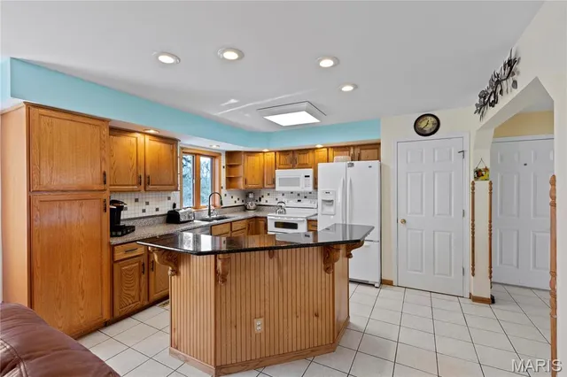 $650,000 | 25346 Pin Oak Road, Truxton, MO 63381