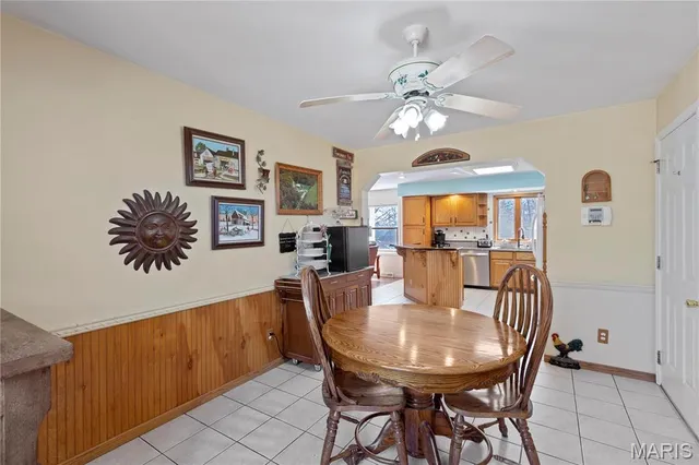 $650,000 | 25346 Pin Oak Road, Truxton, MO 63381