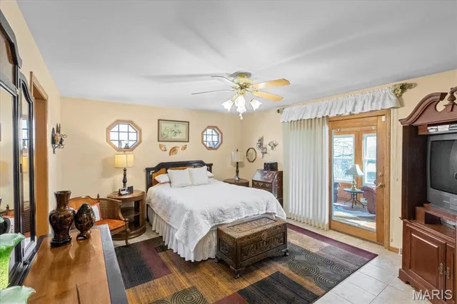 $650,000 | 25346 Pin Oak Road, Truxton, MO 63381