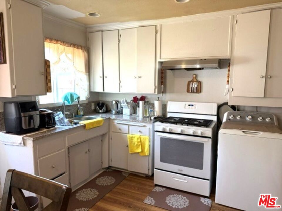 5234 Peck Road El Monte, CA 91732 - Photo 11 of 40
