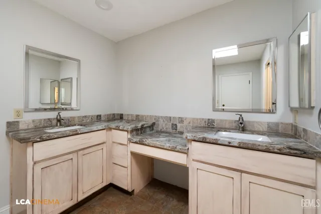 $405,000 | Undisclosed Address, Bakersfield, CA 93312