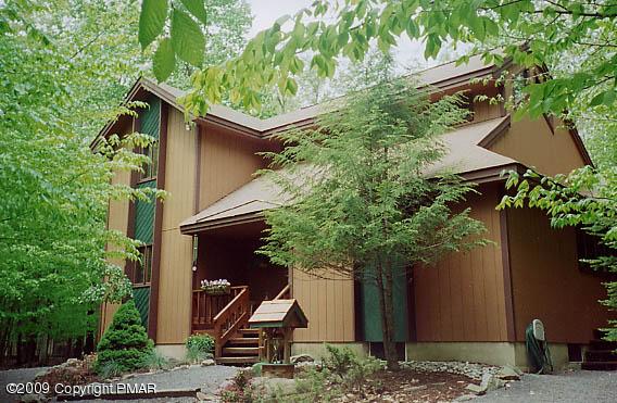 13 Cumberland Road Pocono Pines, PA 18350 - Photo 1 of 16 EXT
