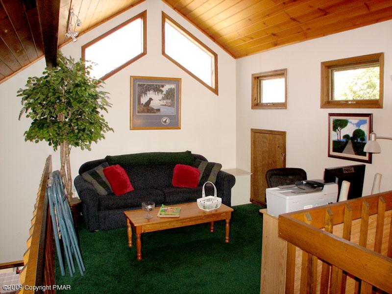 13 Cumberland Road Pocono Pines, PA 18350 - Photo 13 of 16 Loft