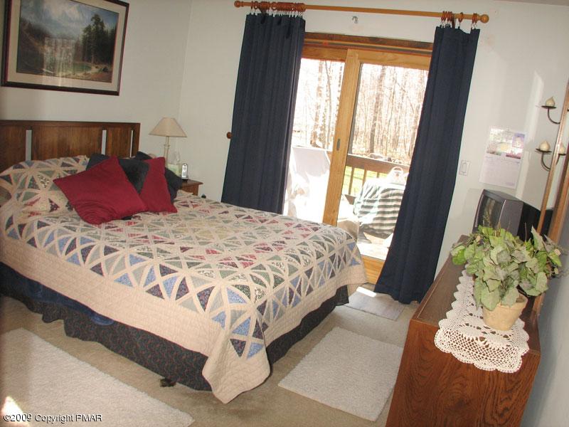 13 Cumberland Road Pocono Pines, PA 18350 - Photo 10 of 16 Bedroom