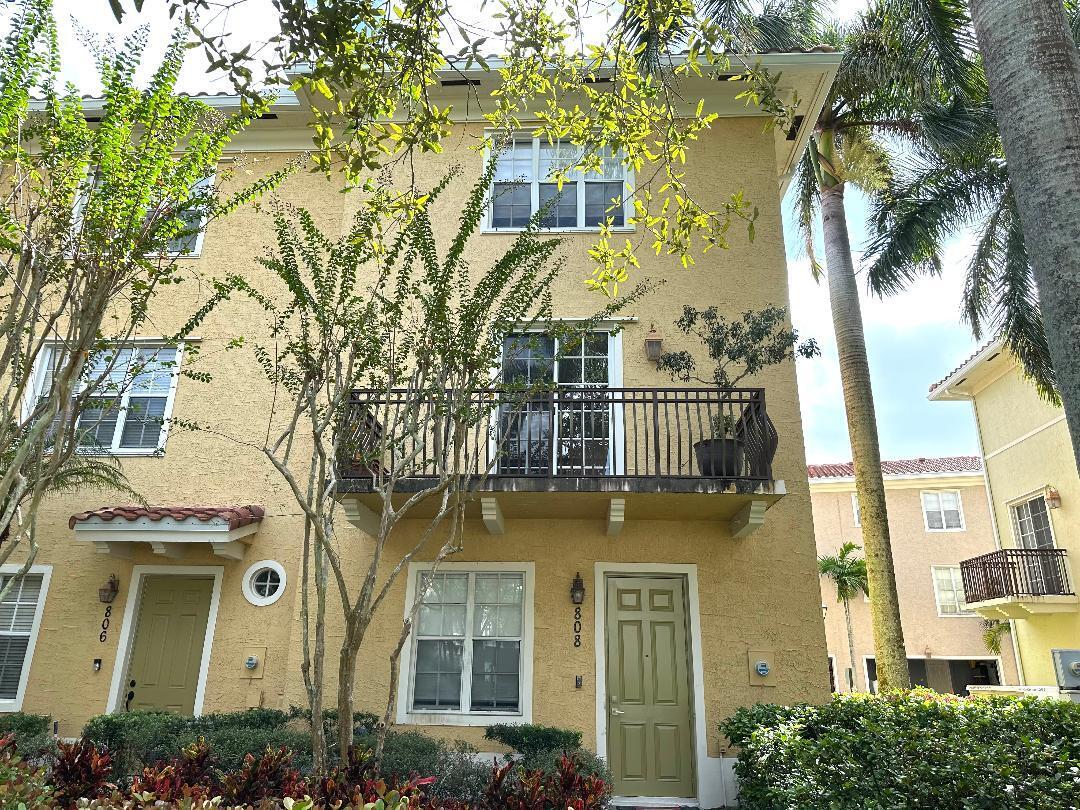 808 University Boulevard Jupiter, FL 33458 - Photo 1 of 16 front view of a building